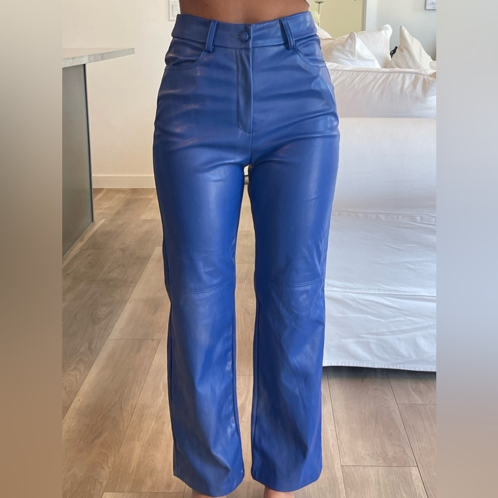 TOPSHOP- FAUX LEATHER BLUE PANTS- SIZE XS